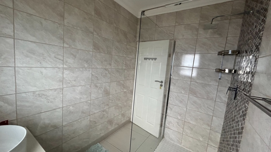 4 Bedroom Property for Sale in Wild Olive Estate Free State